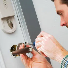 Neighborhood Locksmith Store Corona, CA 951-297-9980 - door-unlock